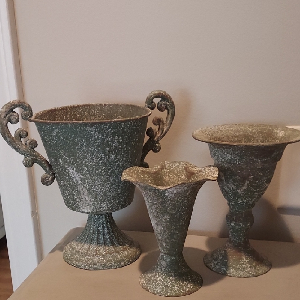 Rustic Green Textured Vase Trio
